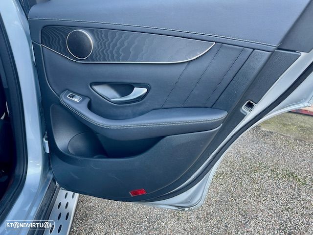 Mercedes-Benz GLC 300 de Coupe 4Matic 9G-TRONIC AMG Line Plus - 37