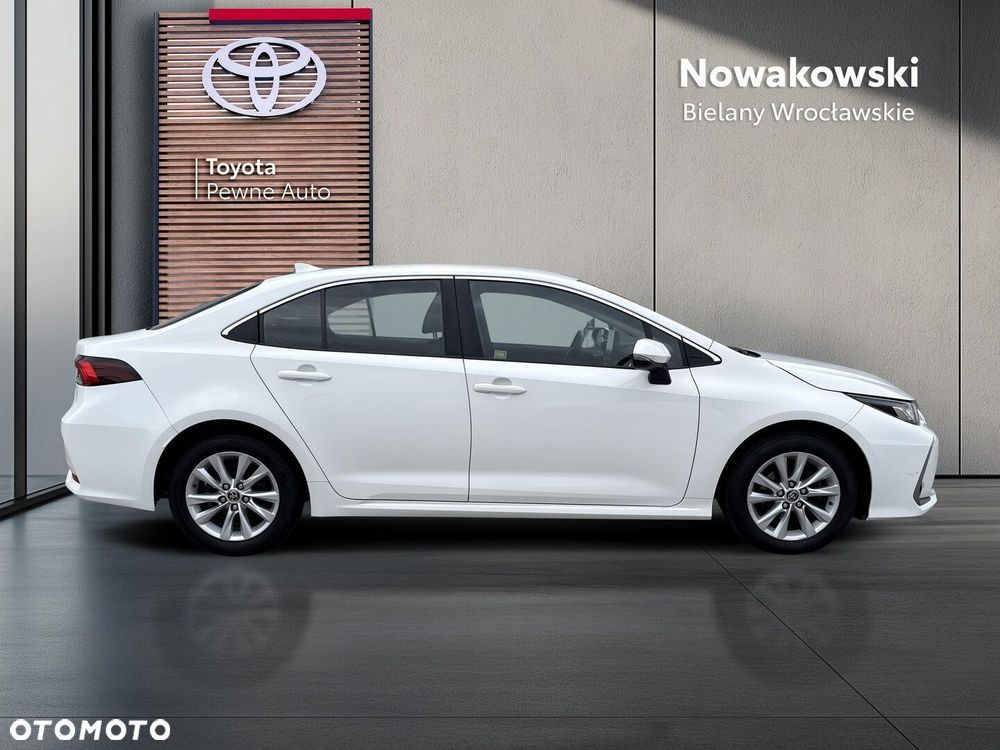 Toyota Corolla 1.8 Hybrid Comfort - 27