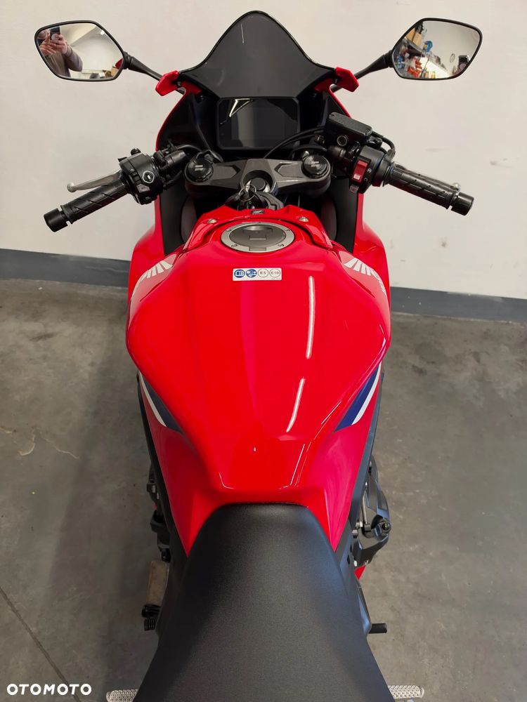 Honda CBR - 39