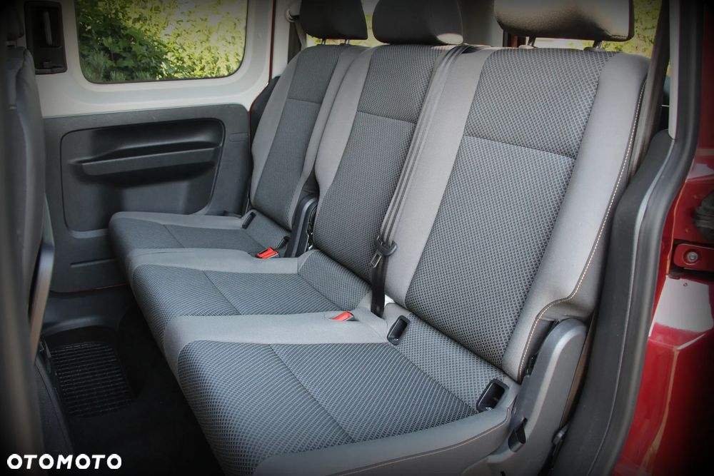 Volkswagen Caddy 1.4 TSI Highline DSG - 15