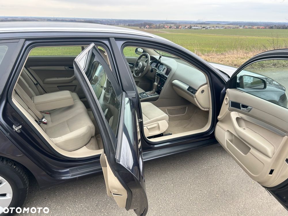 Audi A6 Avant - 17