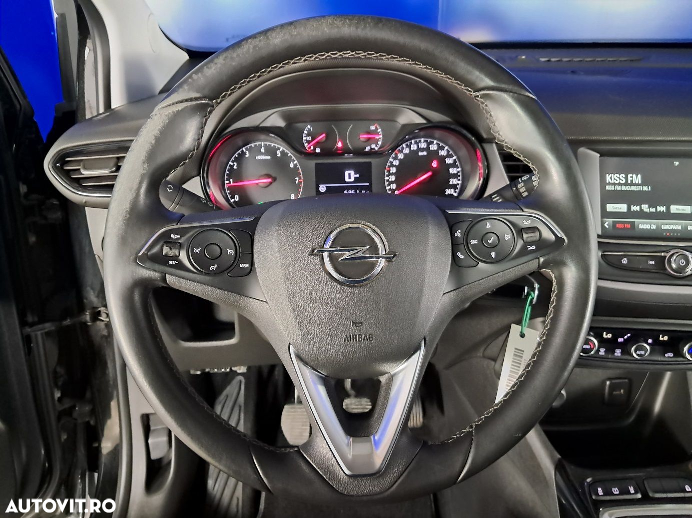Opel Crossland - 11