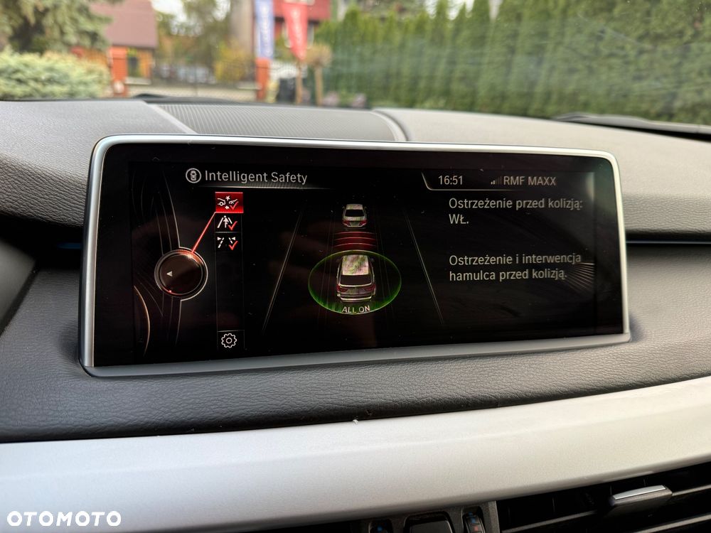 BMW X5 xDrive25d - 29