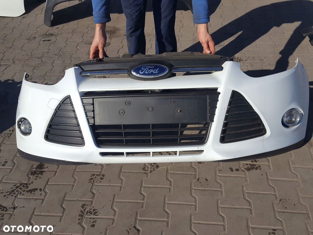FORD FOCUS MK3 III 11-14r ZDERZAK PRZÓD 5B - 1