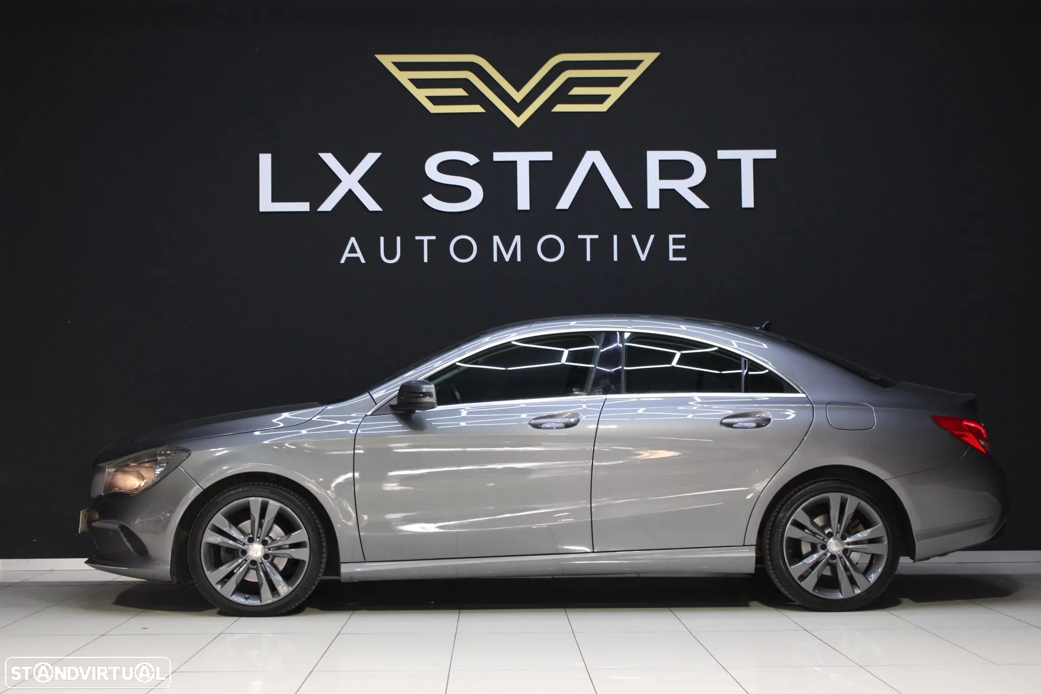 Mercedes-Benz CLA 180 d Urban - 2