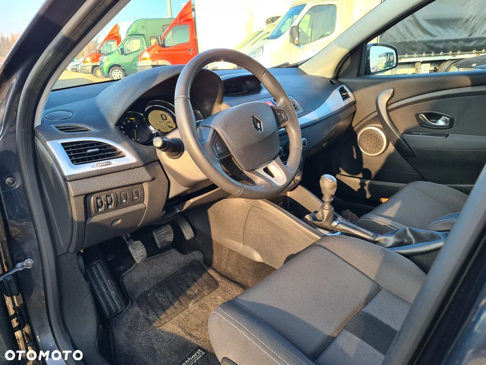 Renault Megane 1.6 16V 110 Dynamique - 16