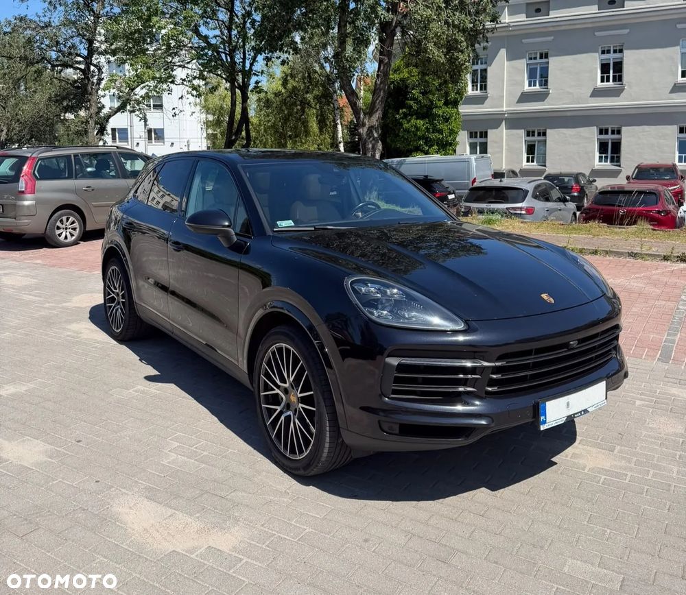Porsche Cayenne S - 1