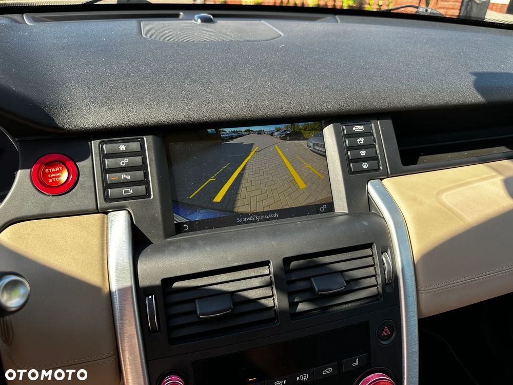 Land Rover Discovery Sport - 13