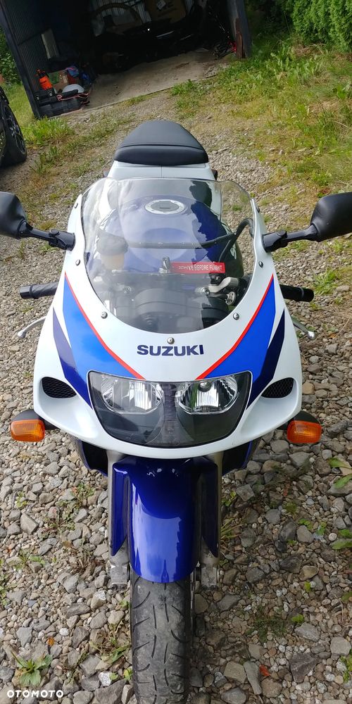 Suzuki GSX-R - 2