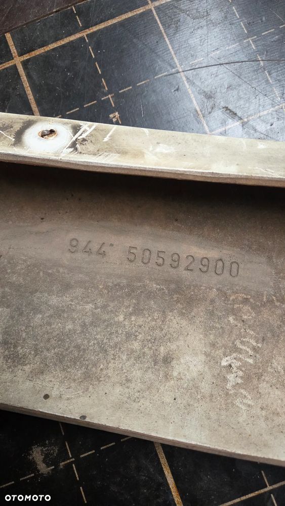 PORSCHE 944 2.5 ZDERZAK NAKLADKA SPOJLER TYL 94450592900 - 5