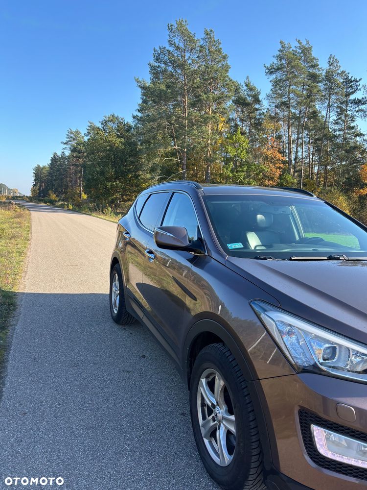 Hyundai Santa Fe 2012 photo 3