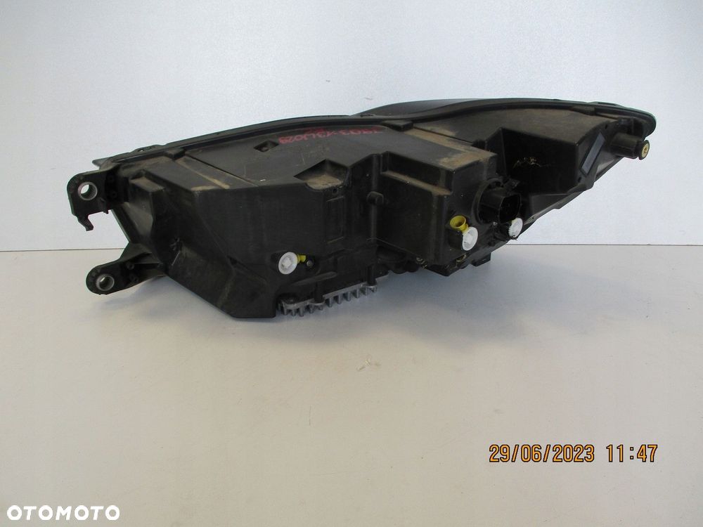 Lampa FULL LED PRAWA JAGUAR I PACE J9D3-13W029-EC - 7