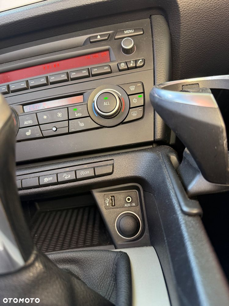 BMW X1 xDrive18d - 10