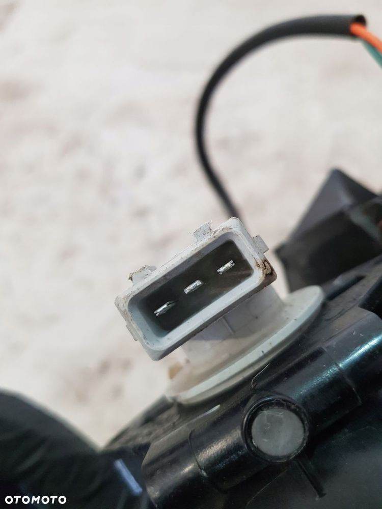 lampa lewa lewy tył 705004927 canam renegade 1000 17 rok - 11