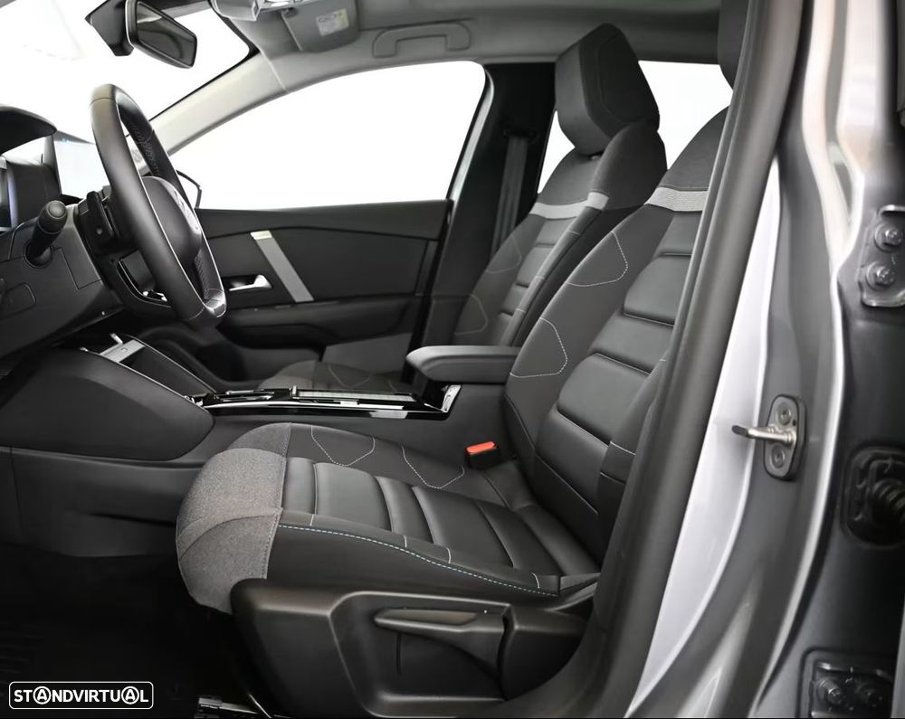 Citroën C4 X 1.2 PureTech Max EAT8 - 5