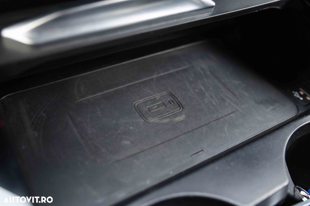 BMW X3 xDrive20i AT xLine - 35