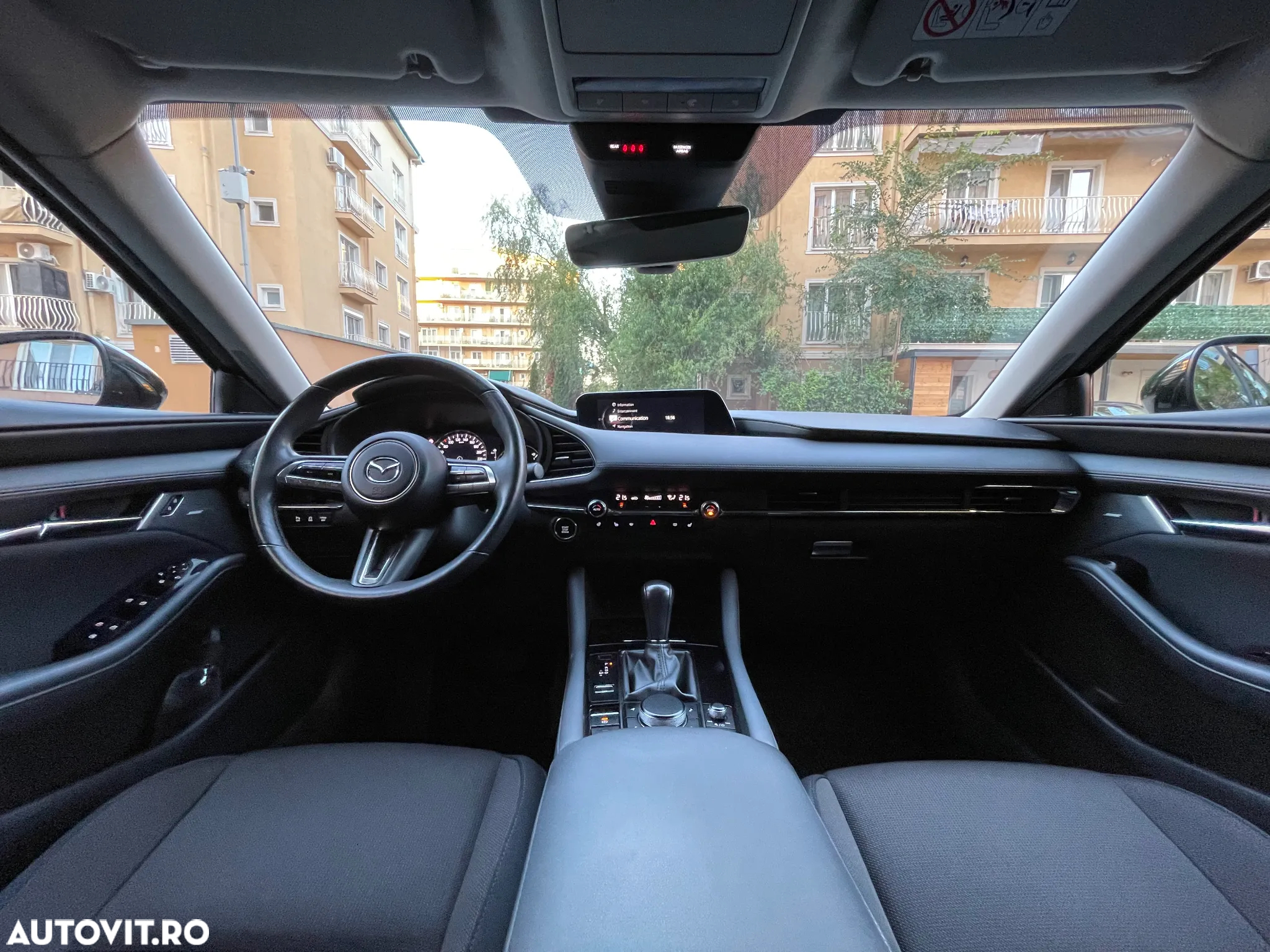 Mazda 3 e-Skyactiv G122 AT MHEV Plus - 2