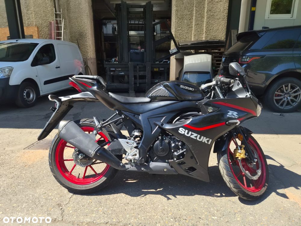 Suzuki GSX-R - 2