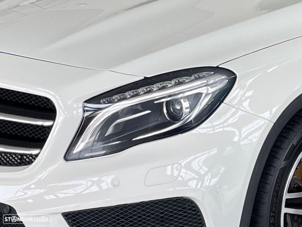Mercedes-Benz GLA 200 d AMG Line - 14