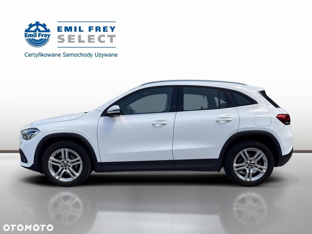 Mercedes-Benz GLA - 3