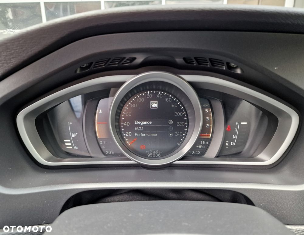 Volvo V40 Cross Country D2 Geartronic Momentum - 31