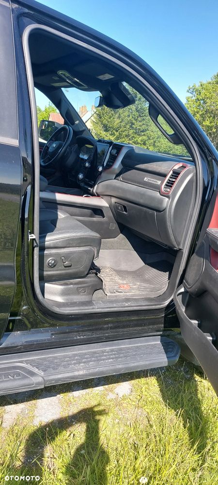 RAM 1500 5.7 Crew Cab Rebel - 11