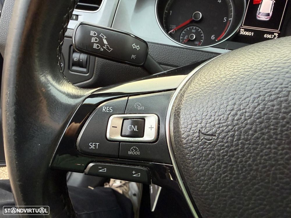 VW Golf Variant 1.6 TDi BlueMotion Confortline - 10