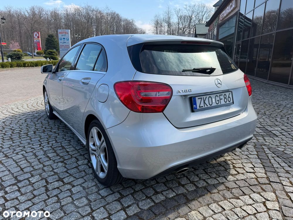 Mercedes-Benz Klasa A 180 (BlueEFFICIENCY) - 11