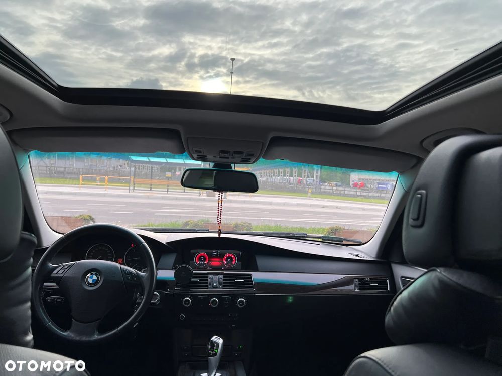 BMW Seria 5 530d Edition Exclusive - 11