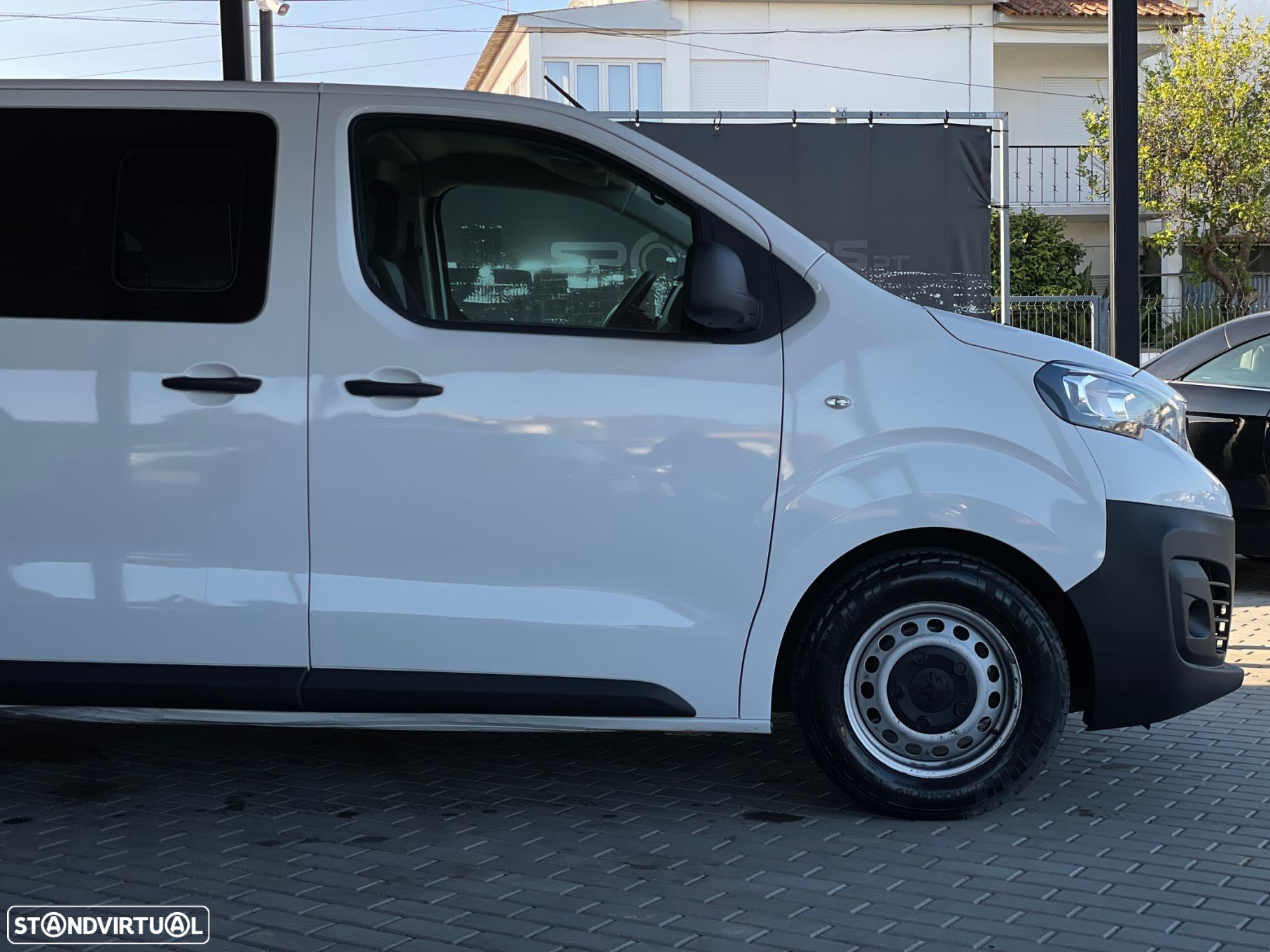 Peugeot Traveller 1.5 BlueHDi L3H1 Long - 9