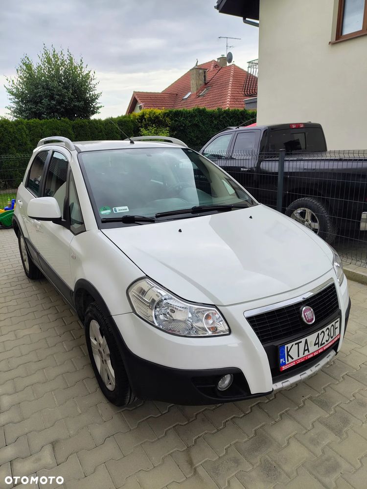 Fiat Sedici 1.6 16V 4x4 Emotion - 1