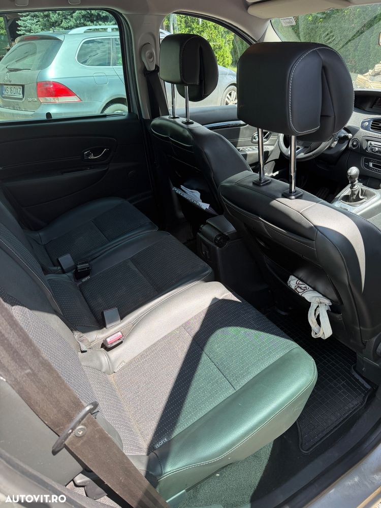 Renault Scenic - 6