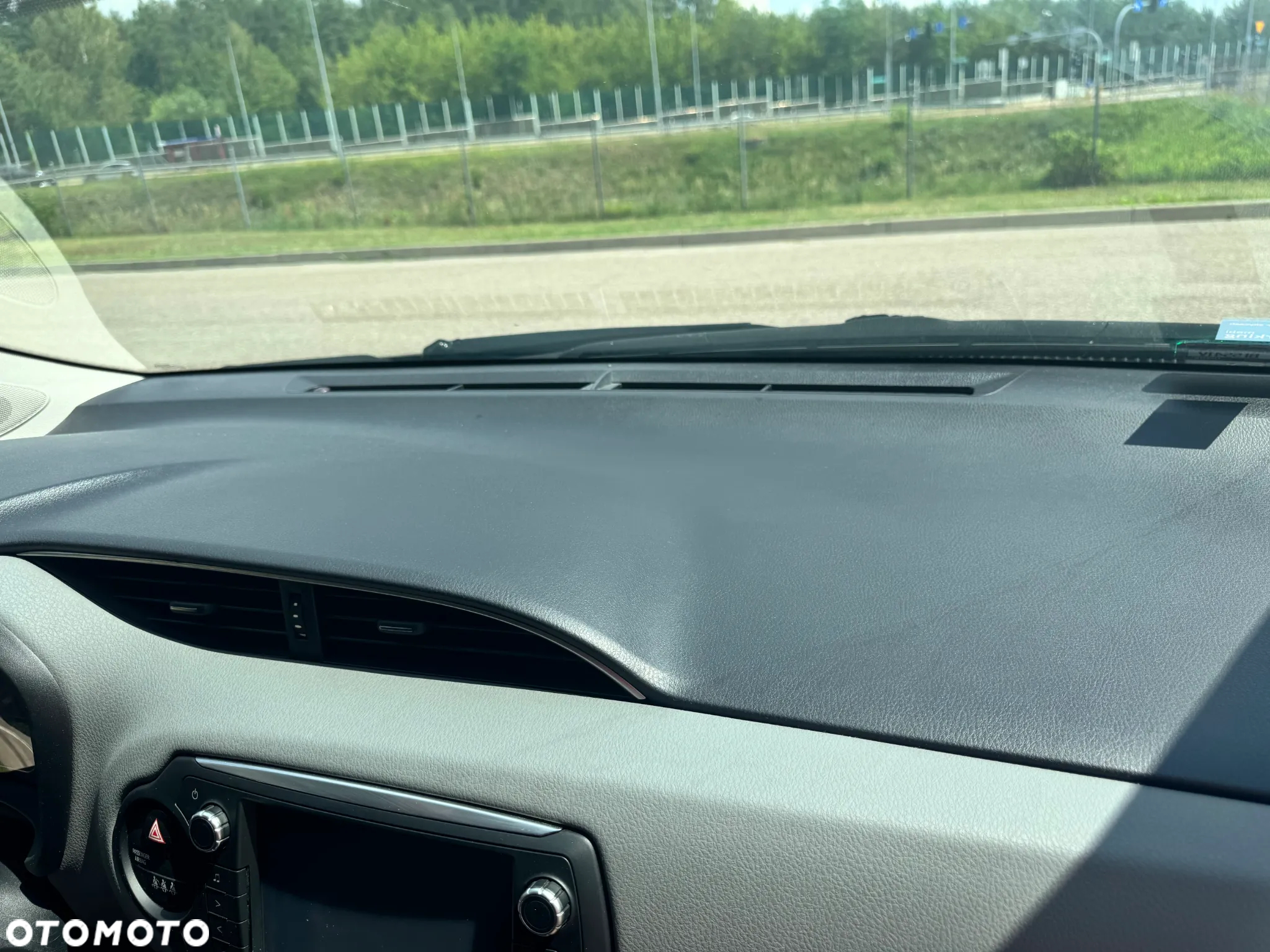 Toyota Yaris 1.33 Premium EU6 - 25