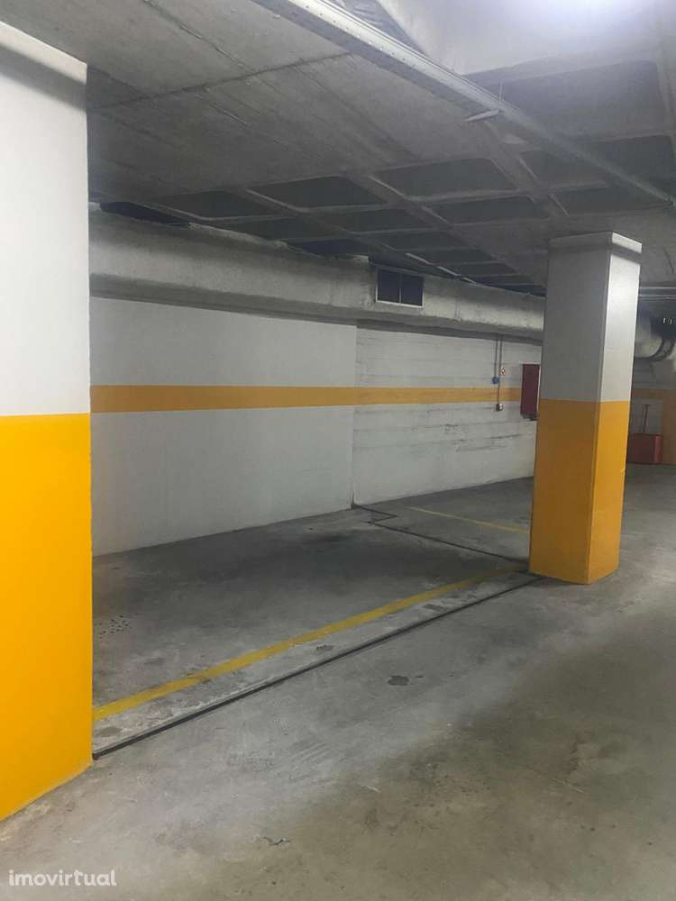 Arrenda-se 1 Lugar de Garagem – Bessa, Porto - Grande imagem: 5/11