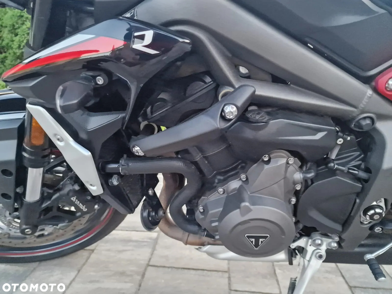 Triumph Street Triple - 18