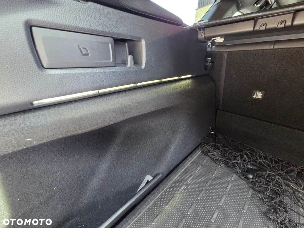 Toyota Corolla 2.0 Business Edition - 17