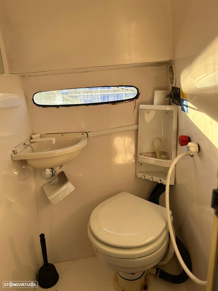 Sea Ray 230DA LTD - 7