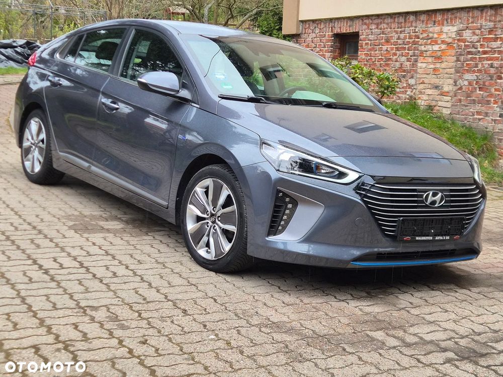 Hyundai IONIQ - 2