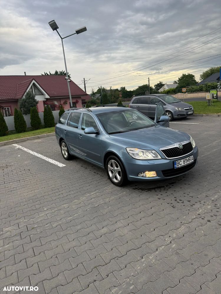 Skoda Octavia 1.8 Ambient TSI DSG - 2
