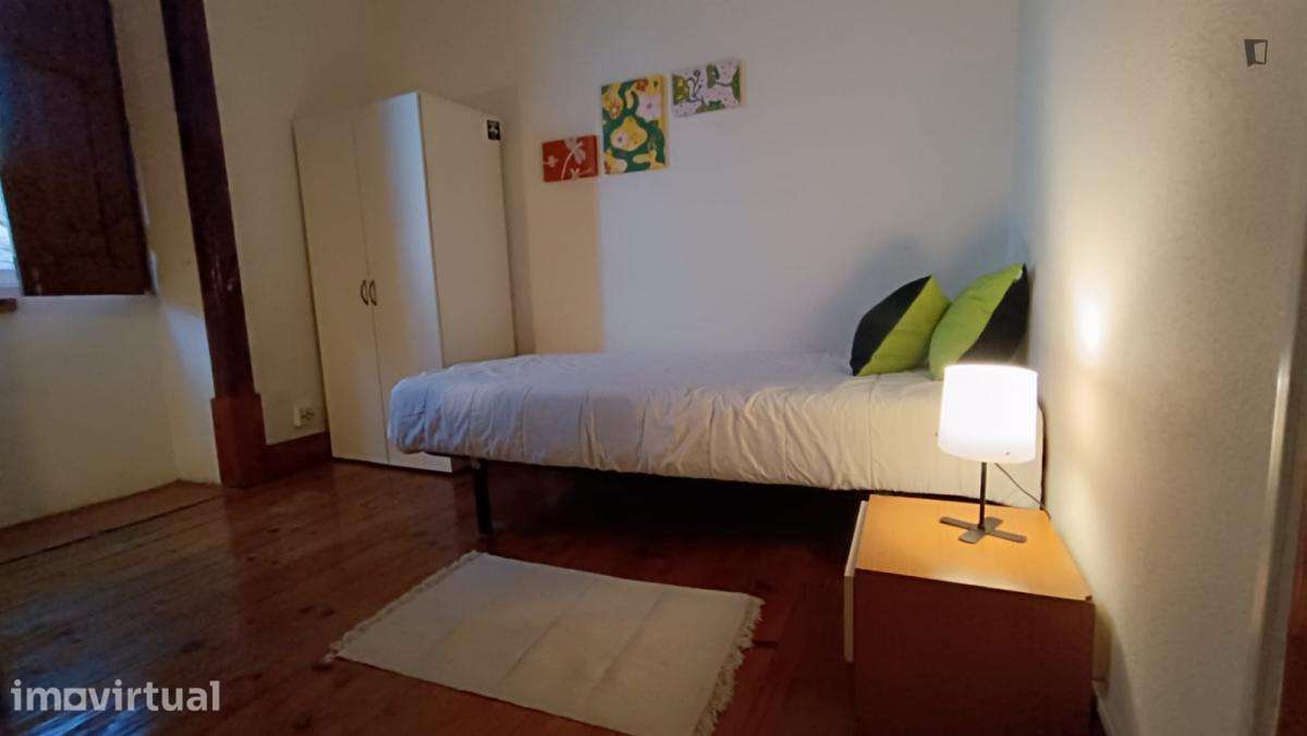 Apartamento com 5 quartos - localizado em Conchada Coimbra - Grande imagem: 5/32