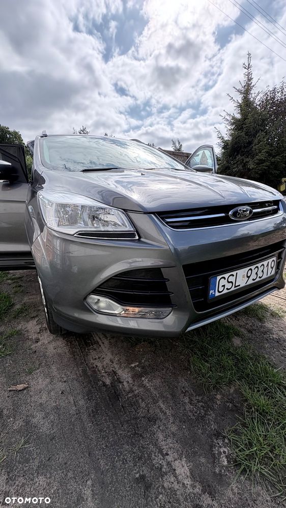 Ford Escape 2.0 EcoBoost AWD Titanium - 4