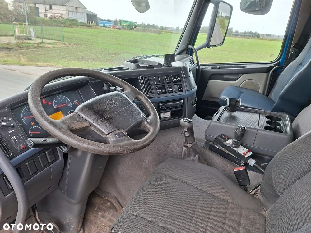 Volvo FM 400   6x2 - 8