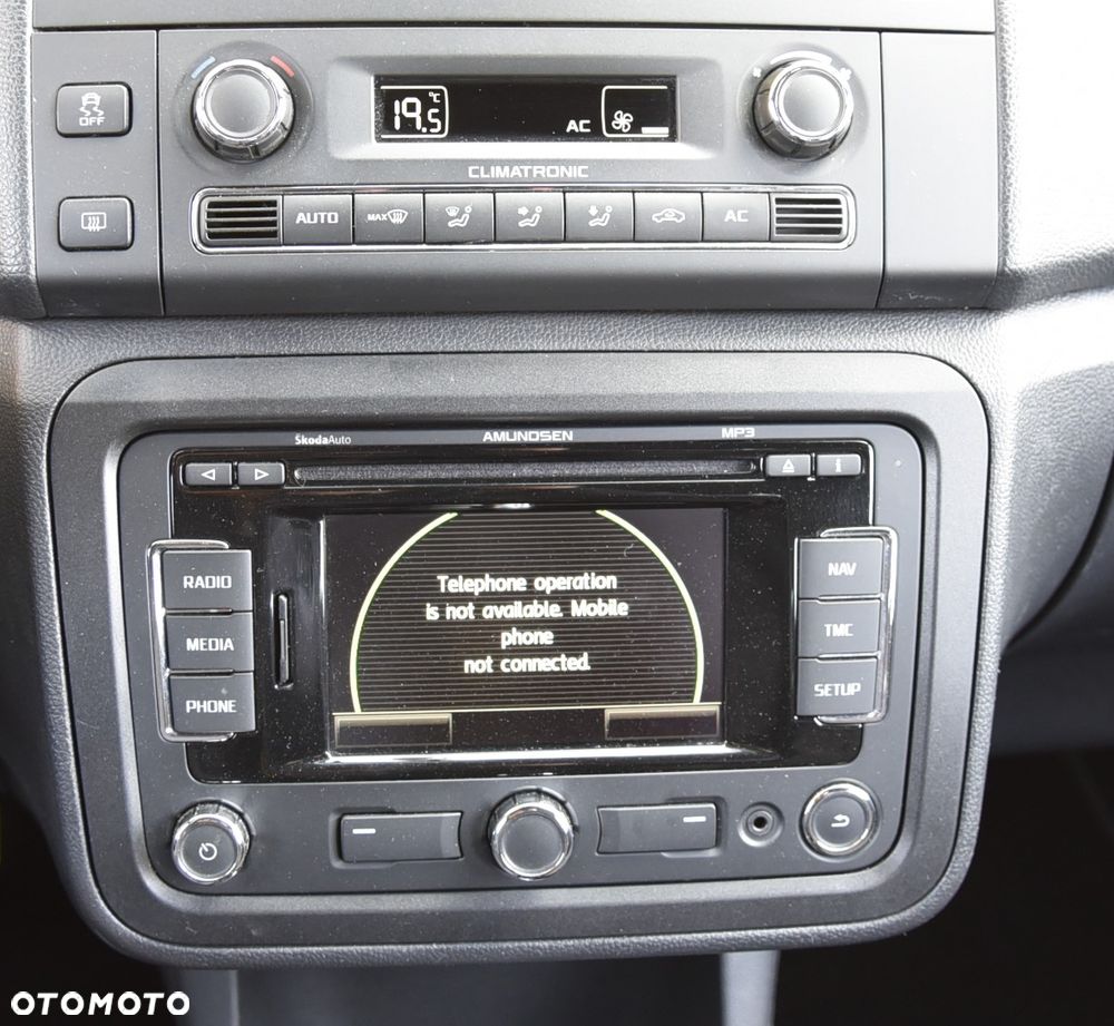 Skoda Fabia 1.4 TSI DSG RS - 23