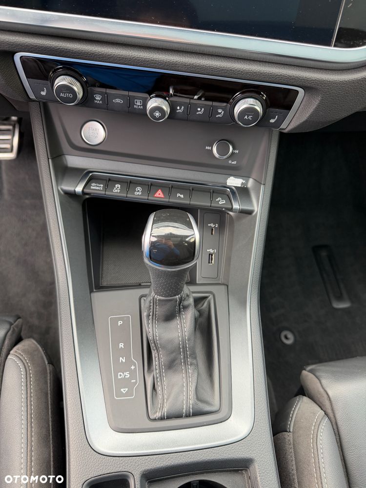 Audi Q3 45 TFSI Quattro S tronic S line - 30