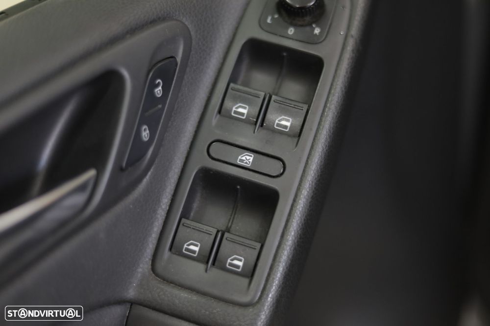 VW Golf 2.0 TDi Trendline - 15