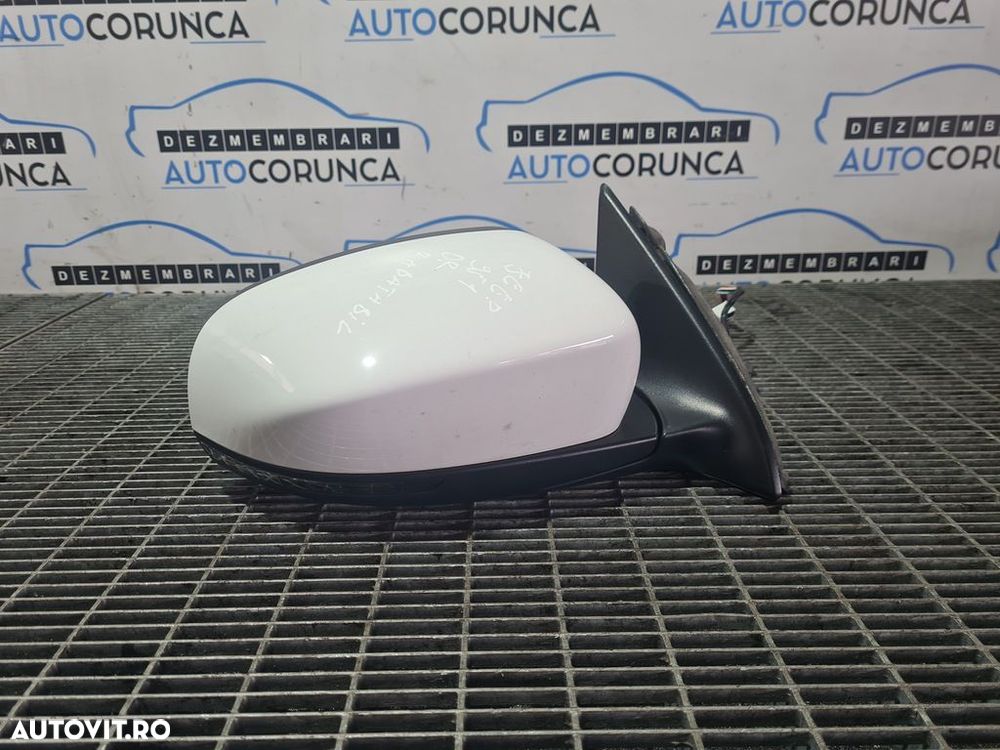 Oglinda dreapta Jeep Cherokee V 2013 - 2017 4 Usi ALB (951) Rabatabile - 1