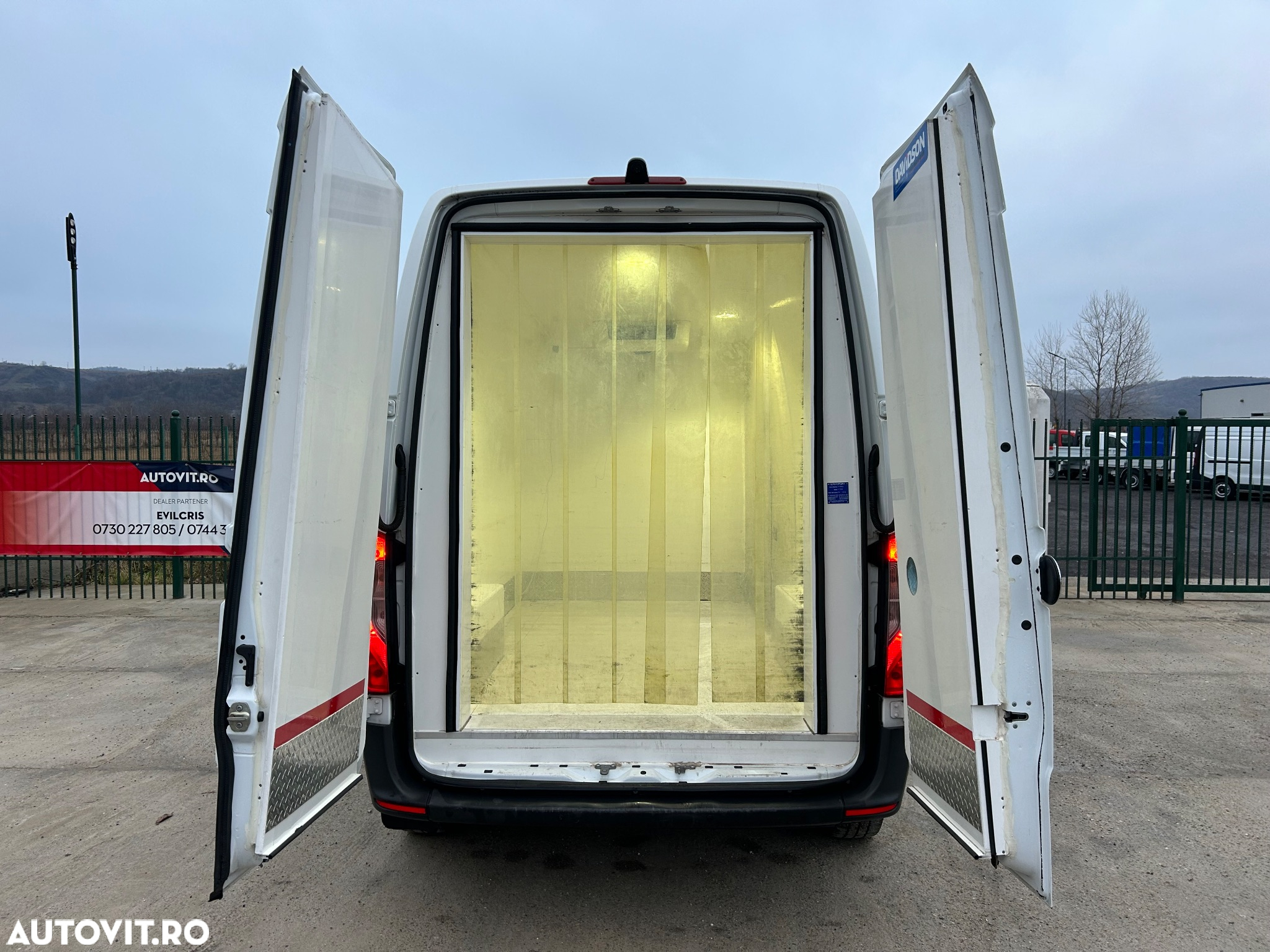 Mercedes-Benz Sprinter FRIGORIFIC THERMO KING - 12