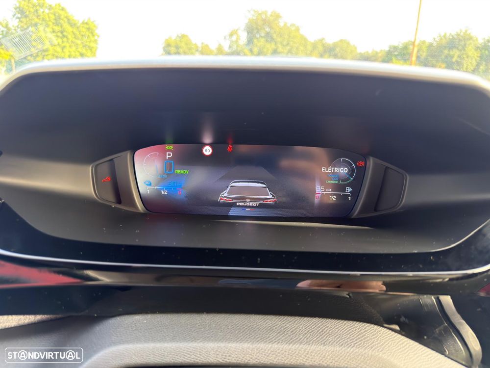 Peugeot 408 1.6 Hybrid Allure e-EAT8 - 42