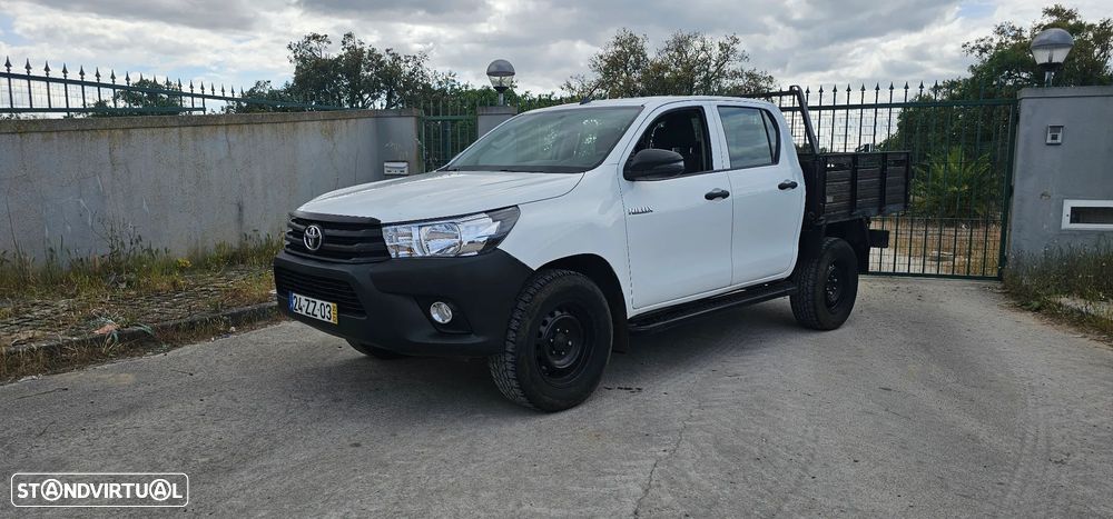 Toyota Hilux 2.4 D-4D 4WD CD CM - 1