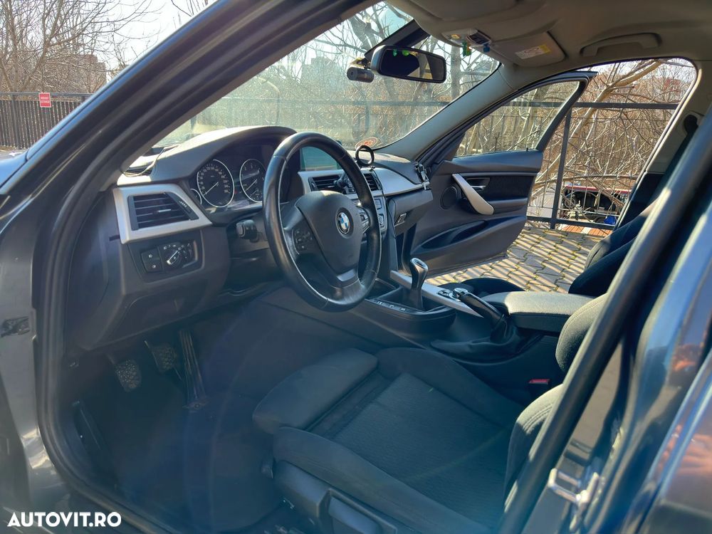 BMW Seria 3 318d Blue Performance - 12